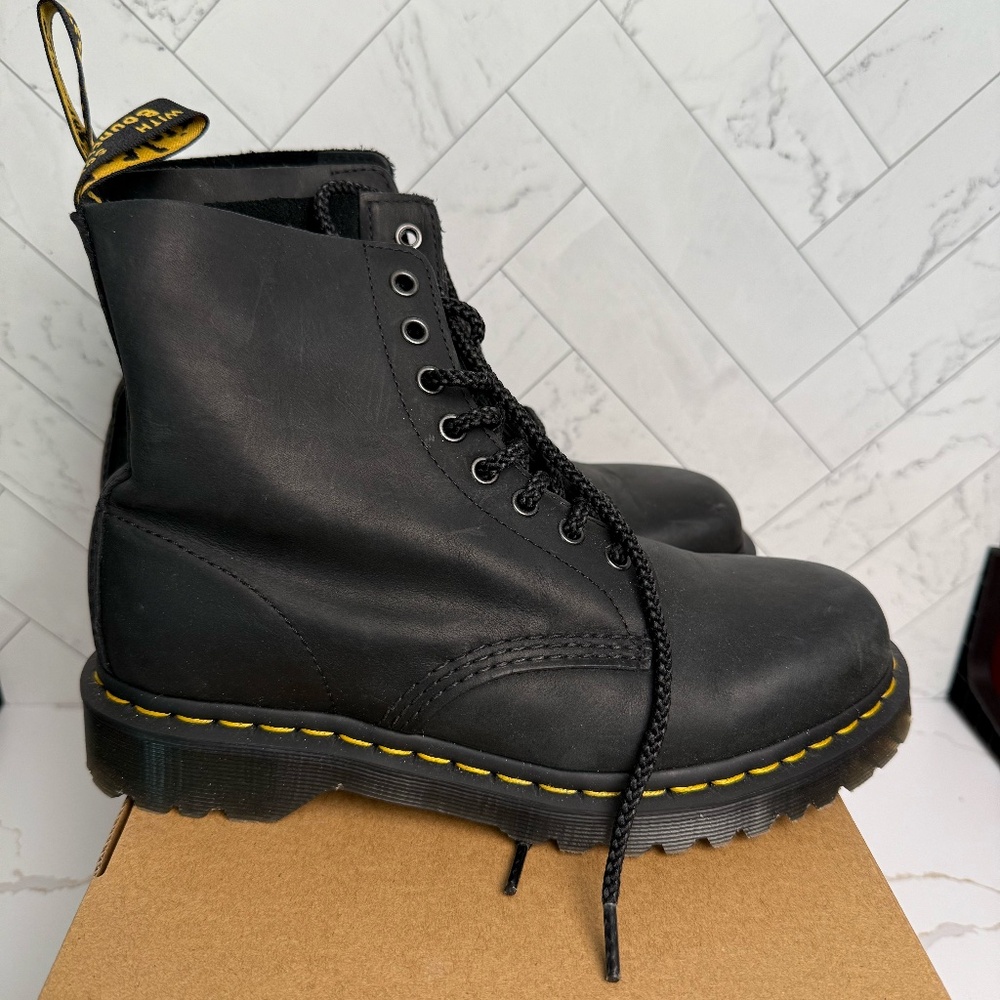 Dr. Martens 1460 Pascal Waxed Full Grain Leather Lace Up Boots Size 8